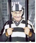 2009-02-21-MadoffPrison.edge_.jpg