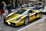 Golden-Ferrari-Enzo-580x401.jpg