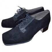 square-toe-shoes.jpg