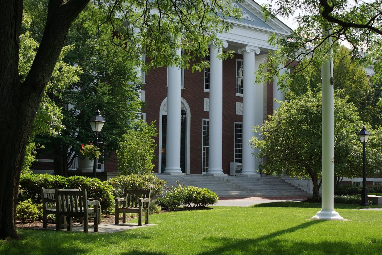 Harvard Business School. Harvard vector. Гарвардская школа бизнеса